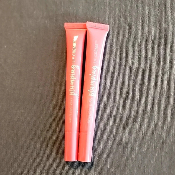 (2) Revlon Kiss Plumping Lip Creme-520 Fresh Petal - Picture 1 of 2